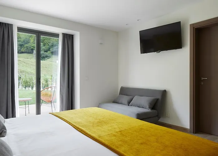 Oribar Venkovský dům *